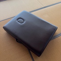 折り畳み式施術ベッドの画像
