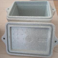 発泡スチロール　空き箱の画像