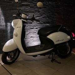 値引き中【自賠責保険令和10年3月】ヤマハ E-Vino 電気スクーター原付 4510kmの画像