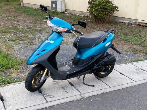 HONDA Live DIOライトチューン　社外CDi、純正の金サス、駆動系パーツ、キタコのフルスケールメーター、純正ZX用ステンレス巻きマフラーだけでも充分な価値が有ります