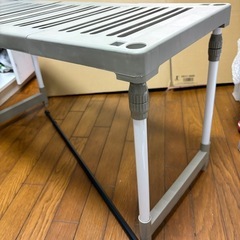 押入れ収納棚、突っ張り棒の画像