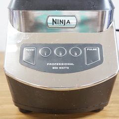 Ninja シャークニンジャ NJ600 プロフェッショナルブレンダー ミキサー 3段 6枚刃 900W 動作確認済み 現状品 ブレンダー アメリカ仕様の画像