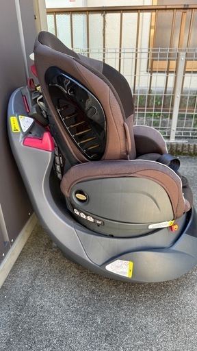 チャイルドシート　Aprica フラディア　ラクート　プレミアムブラウン