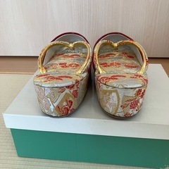 防寒草履の画像