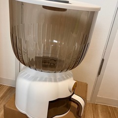 お米保存容器 の画像