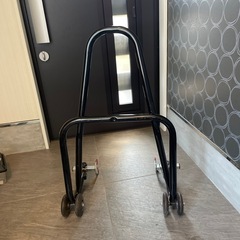 バイクメンテナンススタンドの画像