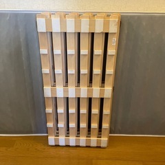 シングル　ニトリ　すのこマット　 の画像