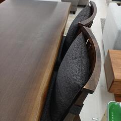 【ドリーム尾浜店】ダイニング5点セット　BR　※キズ、スレ等あり　 高さ(H)70.5× 幅(W)200cm× 奥行(D)95cmの画像