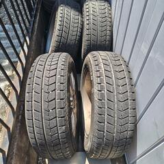 本日限定 215/60R16 スタッドレスタイヤ アルミホイール付 16✕6.5J  4本 エスティマ アルファード などの画像