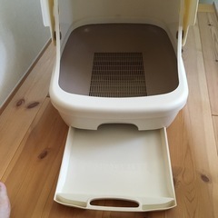デオトイレフードカバー付きの画像