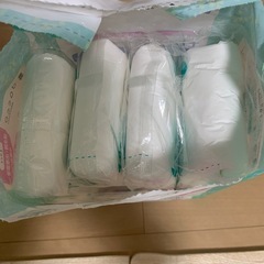 お産パッド　4個入りの画像