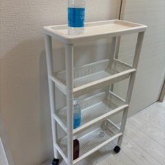 3段スチールラックの画像