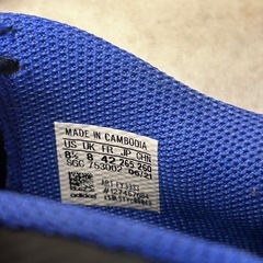 adidas フットサルシューズの画像