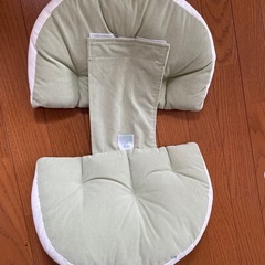マタニティ用品、お服と背中のサポート、お腹抱き枕
の画像