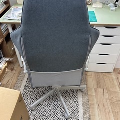ゲーミングチェアの画像