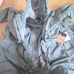 新品未使用 North Face マタニティレインコートの画像