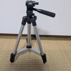 一眼レフ三脚の画像