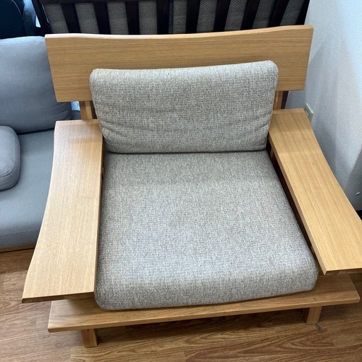 取りに来れる方限定。1人掛けソファー　シミ有　ナチュラル×グレー