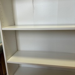 IKEA 本棚　棚の画像