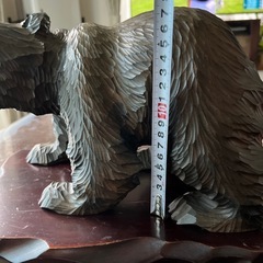 貞光　クマの木製彫刻　30cm x 18cmの画像