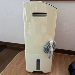 取引き中止中パナソニックハイブリッド除湿器の画像