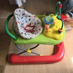 はらぺこあおむし手押し車の画像