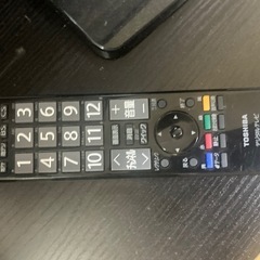 東芝　REGZA 32インチ　テレビ　テレビ台付きの画像