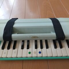 ピアニカ(子供のおもちゃとして)　鍵盤ハーモニカKAWAI 32MXの画像