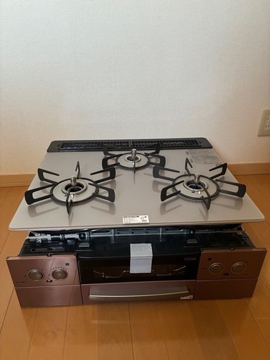 リンナイシステムキッチン　クリナップ製3口ガスコンロ