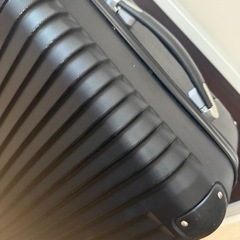 スーツケース 黒の画像