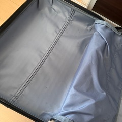 スーツケース 黒の画像