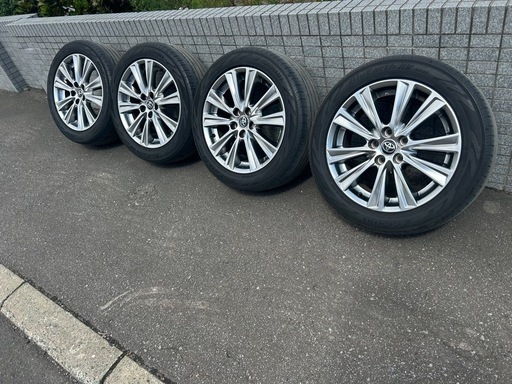 30ヴェルファイアにて使用  トヨタ純正 18inch ハイグロス   4本セット