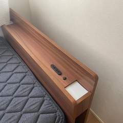 ベッド　セミダブルの画像