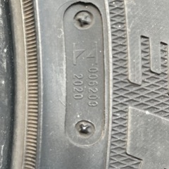 中古タイヤの画像
