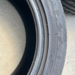中古タイヤの画像