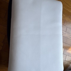 本日中取引【4000円】エアウィーヴ ピロー スタンダード 枕 まくらの画像