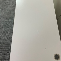 急募！無料！事務デスク（傷ありです。）の画像