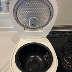 アイリスオーヤマ IH炊飯器 【⚠️引き取り手が決まりました】の画像