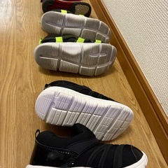 キッズ　NIKE JORDAN スニーカーシューズ　の画像