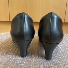 【お話し中】冠婚葬祭。黒パンプスMサイズ。5㎝ヒールの画像