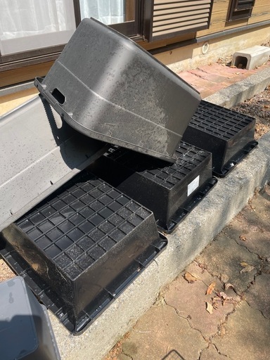 メダカに使用していたトロ船、ポンプセット