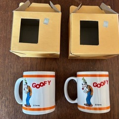 値下げしました１DisneyディズニーのGOOFYグーフィーのマグカップ (箱付き)２個の画像