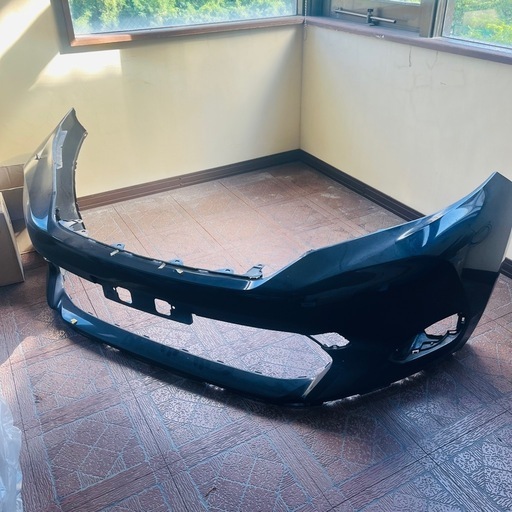 ハリアー60系純正フロントバンパー