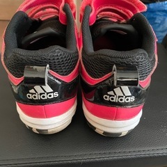 adidas トレーニングシューズ 28.5cm ピンクの画像