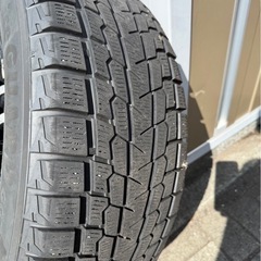 スタッドレスタイヤ　265/65R17
の画像