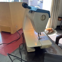 SINGER 電動ミシン 936 ジャンク品　修理可能な方の画像