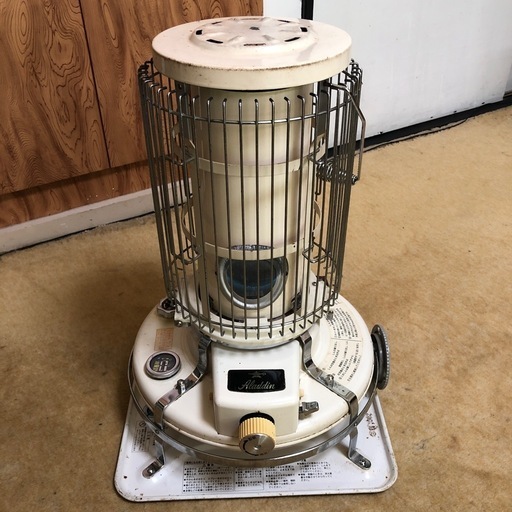 アラジンAladdin石油ストーブ2005年　BF3002