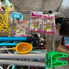 釣り用品数点の画像