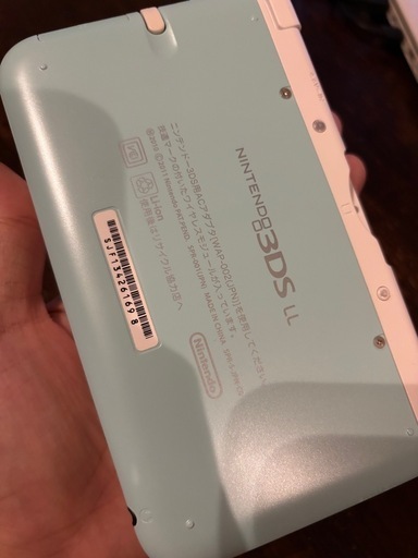 Nintendo　3DS LL 水色本体　ソフト5枚セット