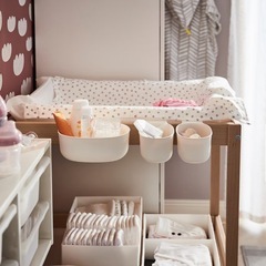 値下げ IKEA  SNIGLAR スニーグラル おむつ替え台 マット 収納バスケット付き の画像